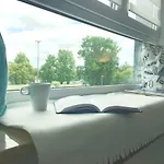 Metro Slodowiec, Free Parking Zeromskiego 1 Cmkp- 5 Min