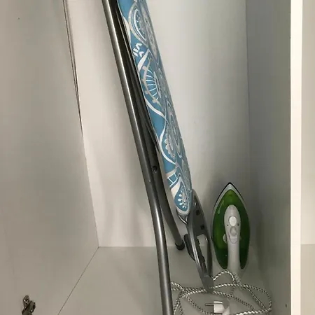 Metro Slodowiec, Free Parking Zeromskiego 1 Cmkp- 5 Min Varşova