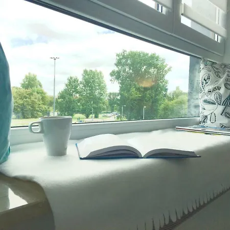 Metro Slodowiec, Free Parking Zeromskiego 1 Cmkp- 5 Min