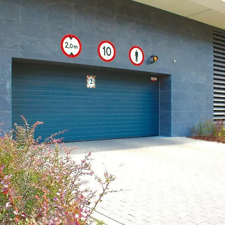 Metro Slodowiec, Free Parking Zeromskiego 1 Cmkp- 5 Min Daire *