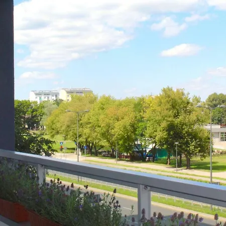 Daire Metro Slodowiec, Free Parking Zeromskiego 1 Cmkp- 5 Min Varşova