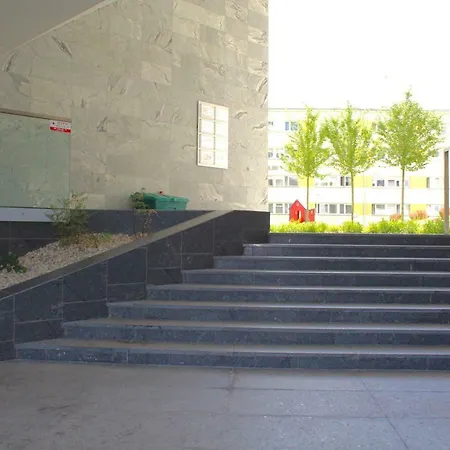 Metro Slodowiec, Free Parking Zeromskiego 1 Cmkp- 5 Min Daire Varşova