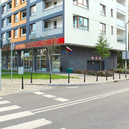 Daire Metro Slodowiec, Free Parking Zeromskiego 1 Cmkp- 5 Min Varşova