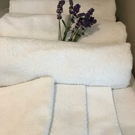 Metro Slodowiec, Free Parking Zeromskiego 1 Cmkp- 5 Min Daire