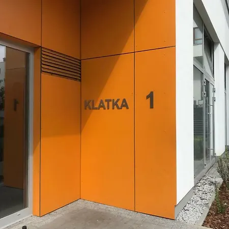 Metro Slodowiec, Free Parking Zeromskiego 1 Cmkp- 5 Min Daire Varşova