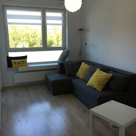 Apartment Metro Slodowiec, Free Parking Zeromskiego 1 Cmkp- 5 Min